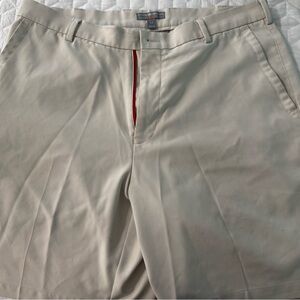 Size 34 men's peter pillar wicking golf shorts. Gasparilla logo